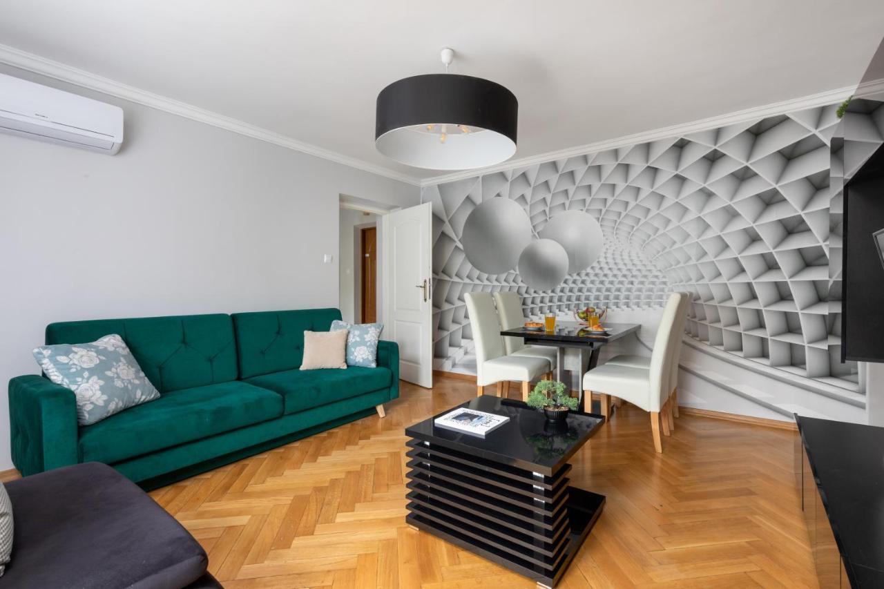 Rent Like Home - Hoza 38 Warsaw Ngoại thất bức ảnh